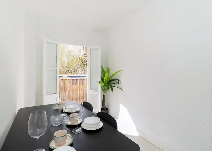Daire Guestready - A Lovely Gem Near La Malvarrosa