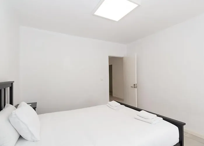 Daire Guestready - A Lovely Gem Near La Malvarrosa